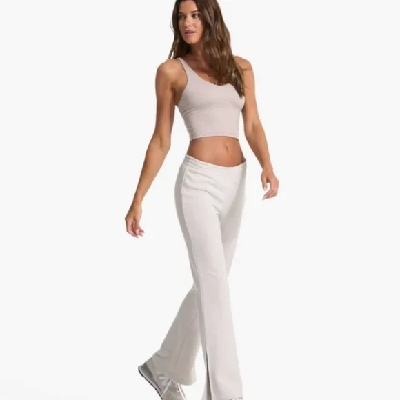 VUORI Sedona Wide Leg Sweatpant Split Leg Salt VW4044 Leisure Sz L - Picture 1 of 11